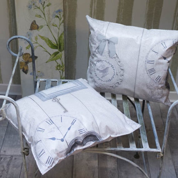 Oilcloth Cushion Shabby Chic in 3 Sizes - Outdoor Garden Lounge Decoration - image 1
