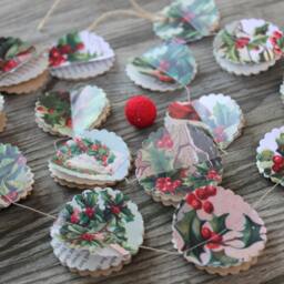 Holiday Decor, Unique Home Rustic Holiday Farmhouse, Primitive Christmas, Christmas Garland Mantle, Wreath - thumbnail 2