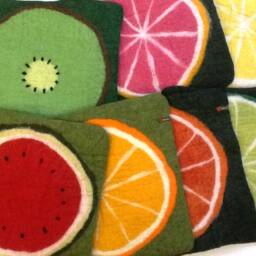 Handfelted Seat Cushion As Fruit Slice Kiwi - thumbnail 4