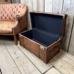 Handmade Leather Trunk Coffee Table, Vintage Steamer Storage Chest, Luxury Living Room Furniture - thumbnail 3