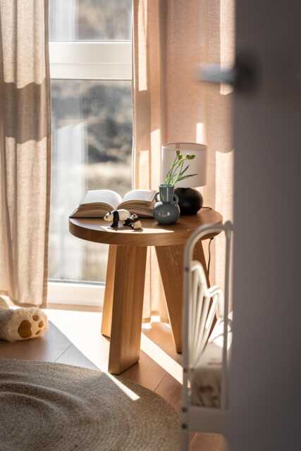 Round Oak Coffee Tables - Handmade Solid Wood Set Or Single Nesting Design For Small & Stylish Living Spaces - image 1