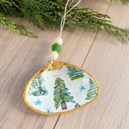 Clam Shell Christmas Ornament, Gift, Decoupage Shell, Beach Coastal Gilded Party Favor - thumbnail 2