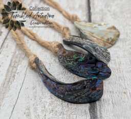 Set Of Four Wild New Zealand P??ua Shell Ornaments - Natural Beach-Combed Abalone Decorations On Jute Cord For Yule Christmas Trees
