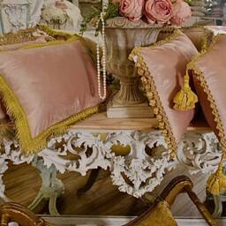 "Cushion From The ""Duchessa" - thumbnail 3
