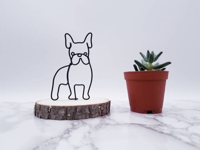 French Bulldog Wire Sculpture, Personalized Dog Memorial, Desk Decor - image 1