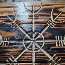 Hand Carved Helm Of Awe Reclaimed Wood Viking Wall Art - thumbnail 3