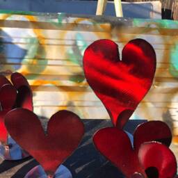 steel Heart Sculptures - Two Medium Sized Hearts On One Base - thumbnail 4