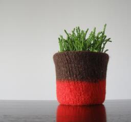 Felted Wool Planter With Waterproof Lining - Tweed Brown & Red Hostess Gift, Gifts For Gardeners Office Decor - thumbnail 1