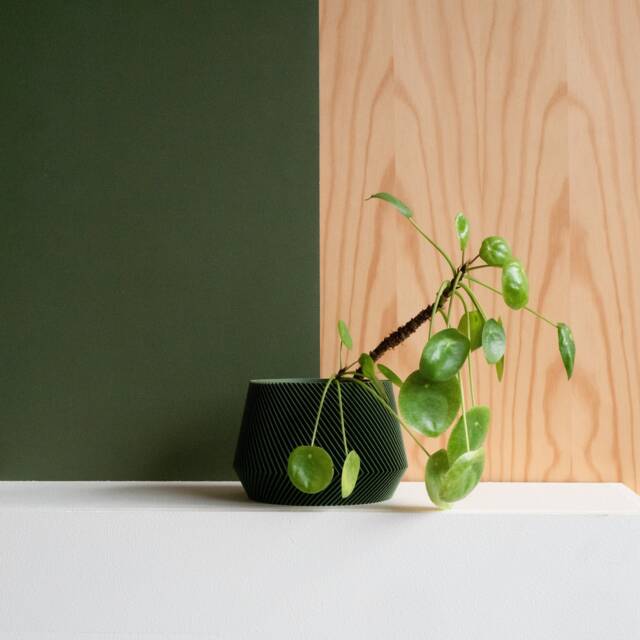 Green Indoor Planter - Oslo Original Gift - image 1