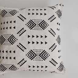 Moroccan Velvet Cushion Cover, Handmade Brocade White Pillow Case, Decorative 20''x20''/50x50 cm - thumbnail 2