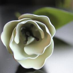Metal Tulip, White Flower, Graduation Gift, Mother's Day, Mothers Personalized Day Gift - thumbnail 4