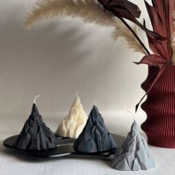 Volcano Pillar Candle Mountain Everest Design, Soy Wax - thumbnail 2
