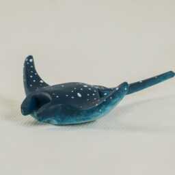 Wooden Stingray Toy, Hand-Painted Ocean Animal, Waldorf Montessori Sea Life Natural Gift For Kids, Nursery Decor - thumbnail 2