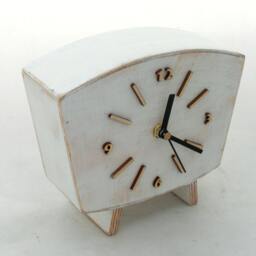 White Mantel Wooden Clock, Silent, Vintage Style - thumbnail 3