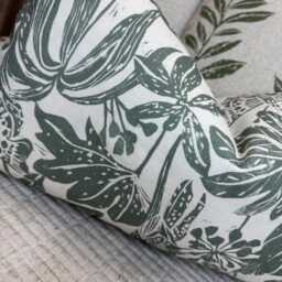 Green Striking Print Cushion Cover - Viscose Linen Blend Pillow Case 12 X 20 - thumbnail 3