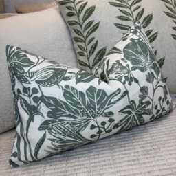 Green Striking Print Cushion Cover - Viscose Linen Blend Pillow Case 12 X 20 - thumbnail 1