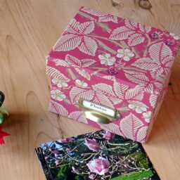 William Morris Photo Box Bramble Red Floral Design, Handmade in England - thumbnail 2