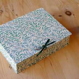 William Morris Box File Handmade A4 Office Storage, Willow Green Design - thumbnail 4