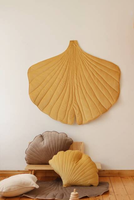 "Velvet Ginkgo Leaf Mat ""Honey" - image 1