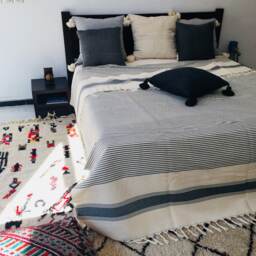 100% Coton Blanket With Fringe Hand Loomed By Our Weavers, Size 110x90'' Inches
