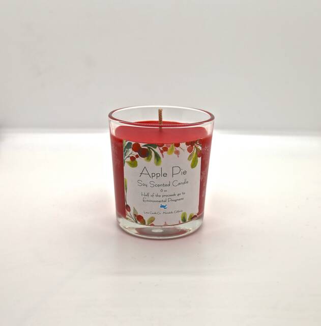 Apple Pie Holiday Candle - image 1