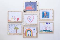 Children's Changing Wooden Picture Frame For Artwork, Painting Pictures A4 Diy Birthday Christmas Gift Personalized With Name - thumbnail 1