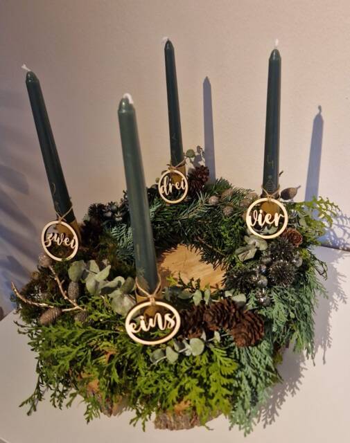 Number Pendant Advent Wreath - Decorative Wood - image 1