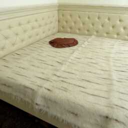 Handmade Wool Blanket King Bedspread, Scandinavian Woven Decor - thumbnail 2