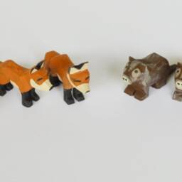 Hand Carved Wooden Noah's Ark Animals Armadillo's, Fox, Coypu & Sheep - thumbnail 2