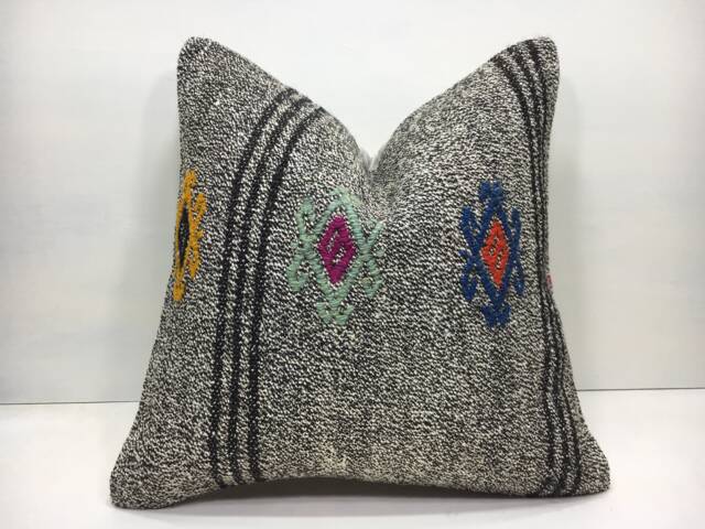 Vintage Turkish Kilim Pillow Cover, Bohemian Handwoven Cushion - 16x16 - image 1