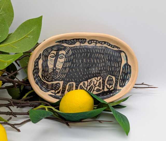 Ceramic Plate 15.5 X 10 cm Sgraffito, Decorative Pottery With A Picture Of Lion, Wall Decor, Kitchen Small Dessert