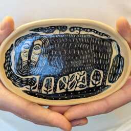 Ceramic Plate 15.5 X 10 cm Sgraffito, Decorative Pottery With A Picture Of Lion, Wall Decor, Kitchen Small Dessert - thumbnail 2