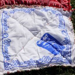 Vintage Bandana Rag Quilt Upcycled Cotton Throw - 55 X 55 - thumbnail 3