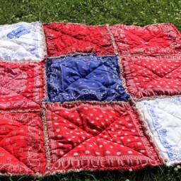 Vintage Bandana Rag Quilt Upcycled Cotton Throw - 55 X 55 - thumbnail 2