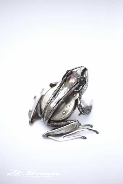 Recycled Scrap Metal Frog Sculpture Bespoke Animal Art - image 1