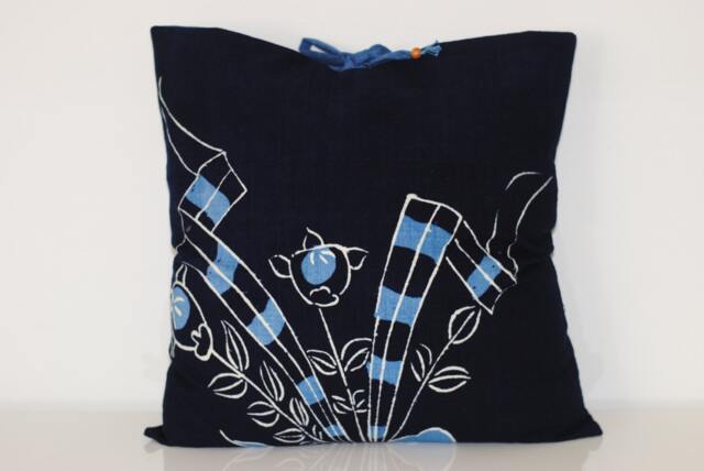 Indigo Flower Pillow Cover - Navy Cover, Japanese Pillow, Throw - image 1