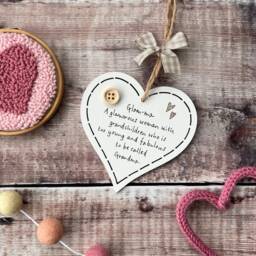 Glam-Ma Wooden Heart Plaque Handmade Grandma Gift - thumbnail 1