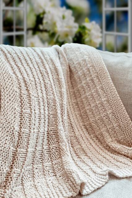 Puffy Pockets Baby Blanket Knit Pattern - Easy Knitting - image 1