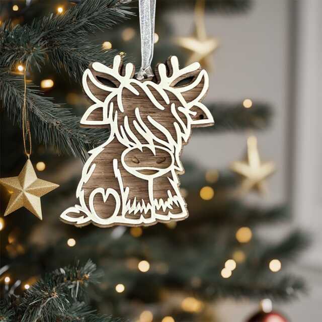 Highland Cow Christmas Decoration, Cow Lover Gift, Gingerbread Tree Bauble 2025 - image 1