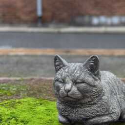 Garden Cat Statue Concrete Memorial Figurine Stone Kitty Decoration Pet Animal Ornament Cat Lover Gift Home Decor Gift - thumbnail 3