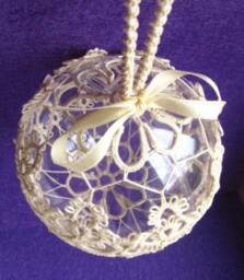 Christmas Ball Tatting Lace Ornament White-Off Ecru Cream Thread Tatted - thumbnail 3