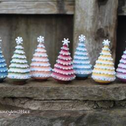 Crocheted Christmas Tree Miniature Home Decor, Winter Holiday Gift, Ornament - thumbnail 4