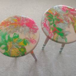 Handmade Abstract Resin Side Tables Colorful Minimal Art Decor - Set Of 2 - thumbnail 4