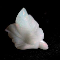 Opal Double Feather Carving - 3.6 Cts - thumbnail 2
