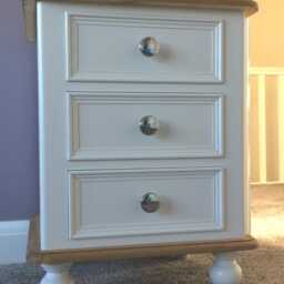 Bedside Cabinet 3 Drawers - Victorian Style - thumbnail 3