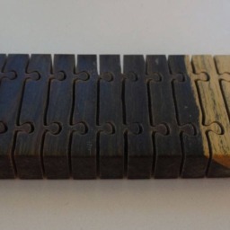 Small Lignum Vitae Bar Grid Jigsaw Puzzle - thumbnail 2