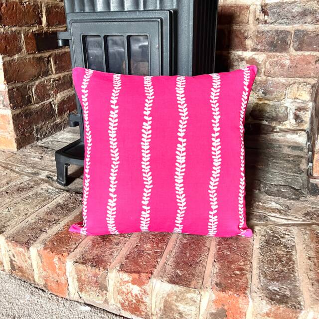 1523. Isabella Trail Cerise Pink Reverse 100% Cotton Cushion Cover, Various Sizes - image 1