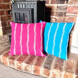 1523. Isabella Trail Cerise Pink Reverse 100% Cotton Cushion Cover, Various Sizes - thumbnail 3
