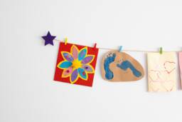 Kids Art Display Wall Decor With Purple Stars & Mini Clothespegs, Easy Fit Children's Work Hanger - thumbnail 1
