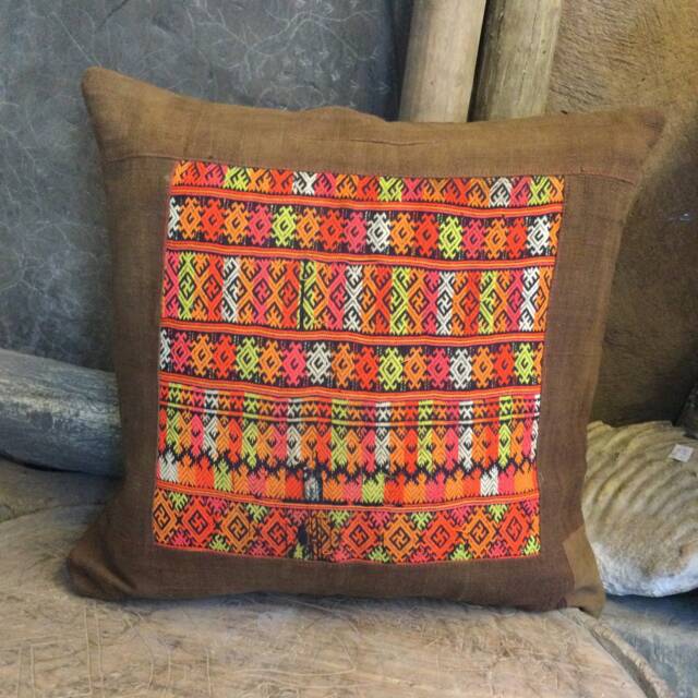 Vintage Handmade Tribal Man Embroidered Woolen Cotton Pillow Cover in The North Of Vietnam - image 1